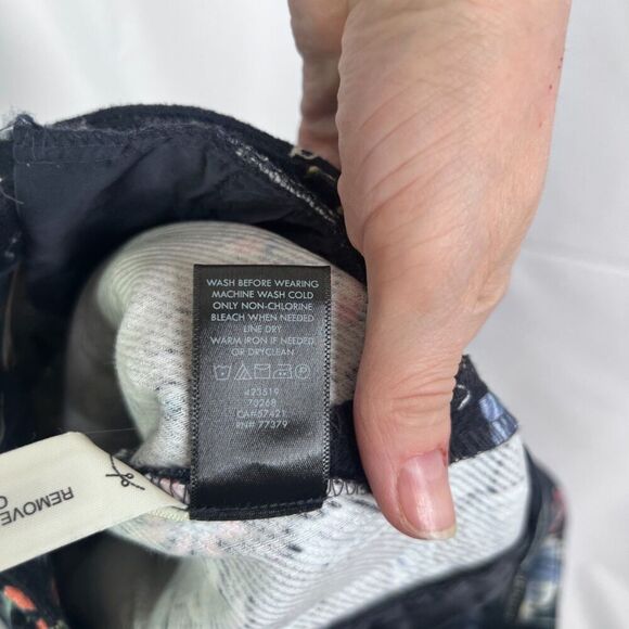 Ann Taylor Navy Floral Print Devin Fit Cotton Ankle Pant Garden Party Size 2/SM - Picture 8 of 11